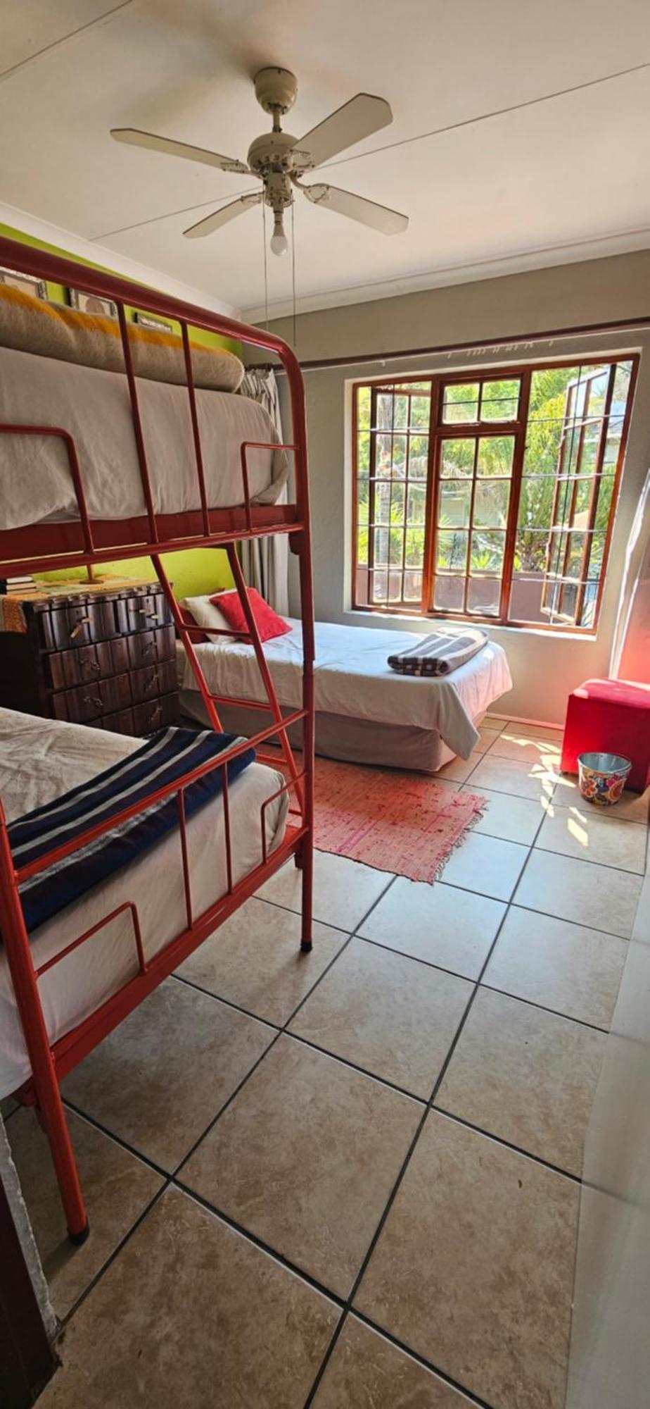 Old Vic Travellers Inn Nelspruit Mbombela Ngoại thất bức ảnh