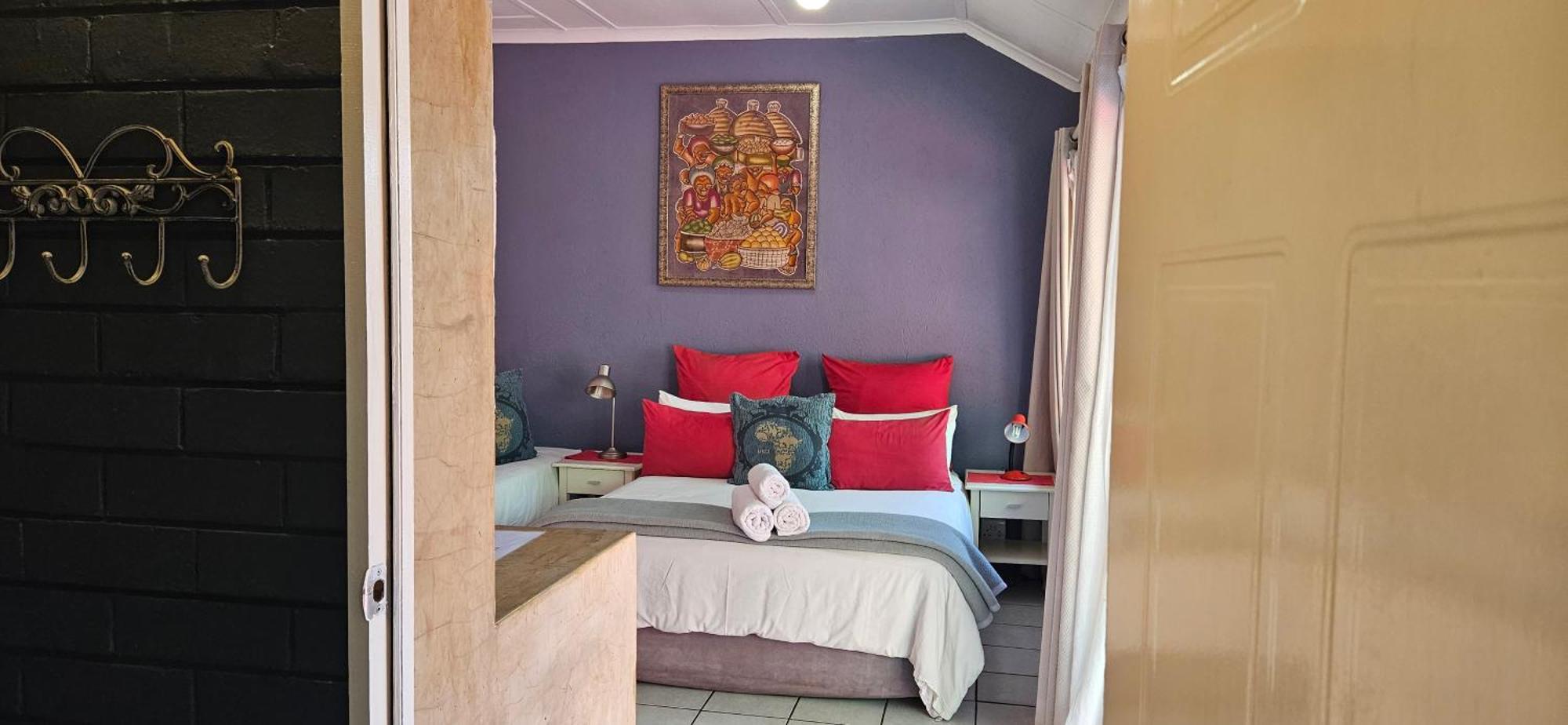 Old Vic Travellers Inn Nelspruit Mbombela Ngoại thất bức ảnh