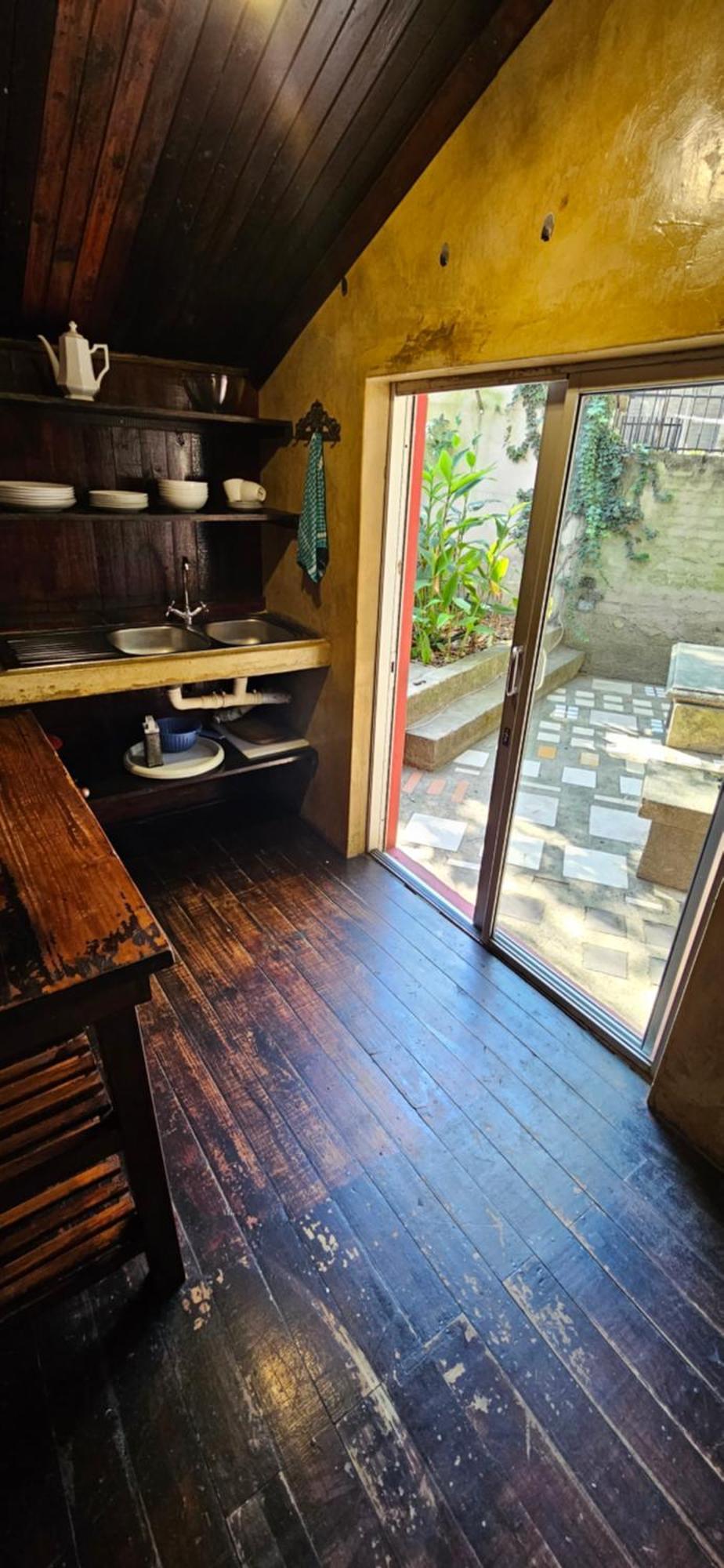 Old Vic Travellers Inn Nelspruit Mbombela Ngoại thất bức ảnh