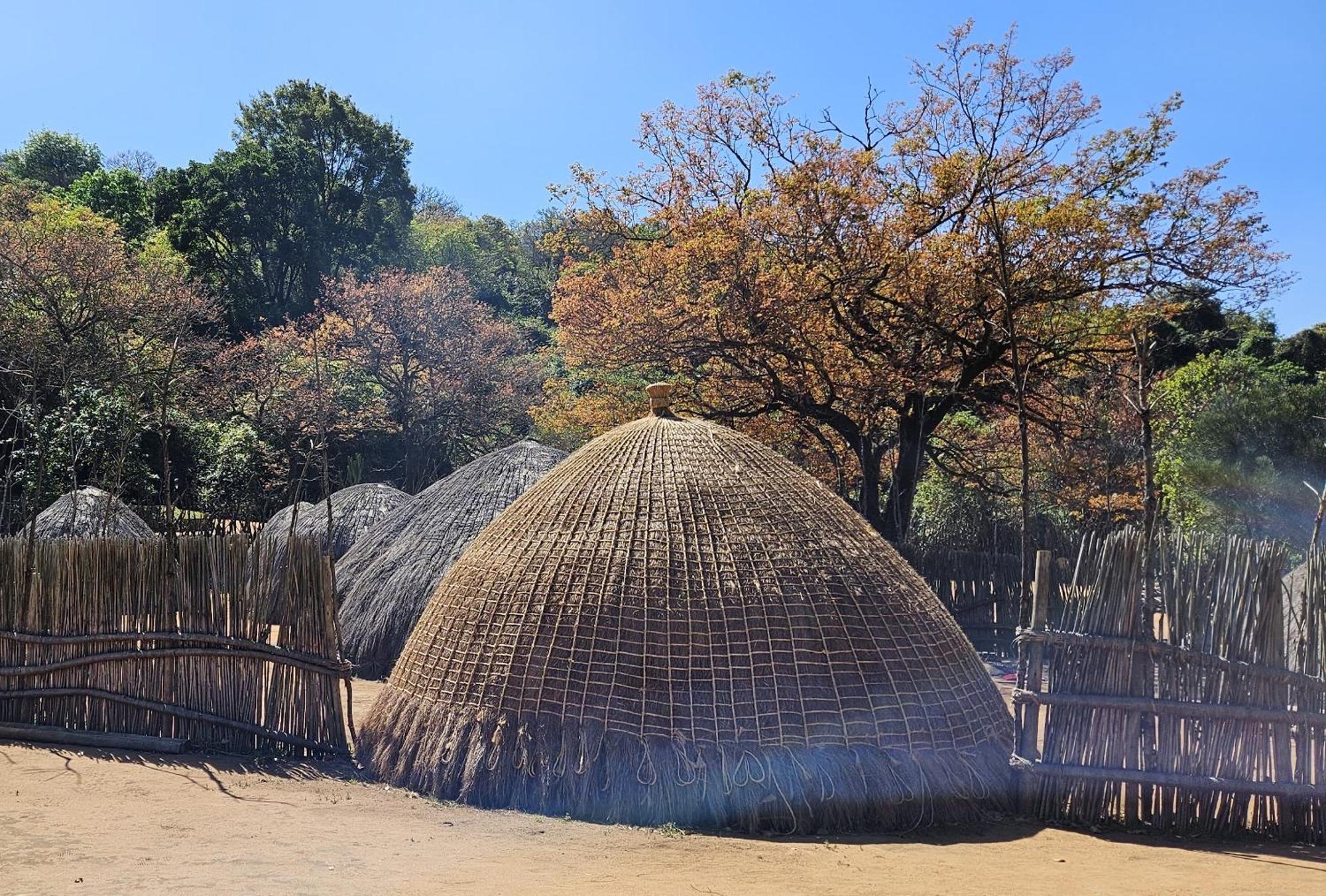 Old Vic Travellers Inn Nelspruit Mbombela Ngoại thất bức ảnh