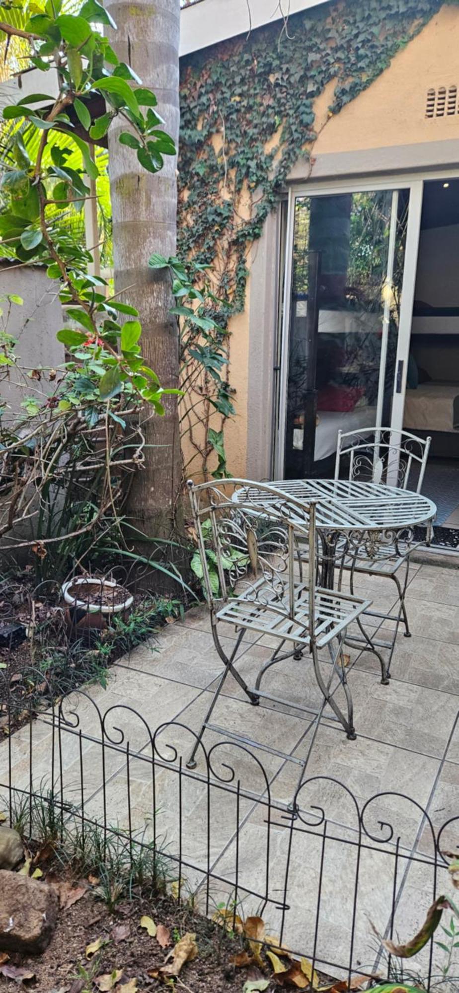 Old Vic Travellers Inn Nelspruit Mbombela Ngoại thất bức ảnh