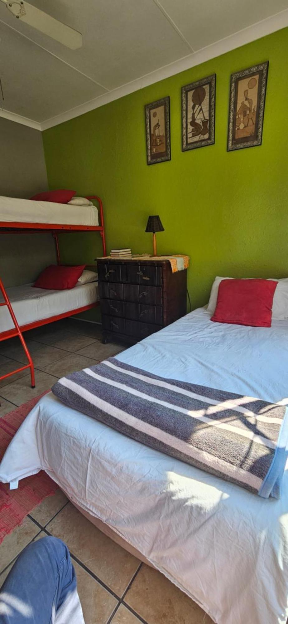 Old Vic Travellers Inn Nelspruit Mbombela Ngoại thất bức ảnh
