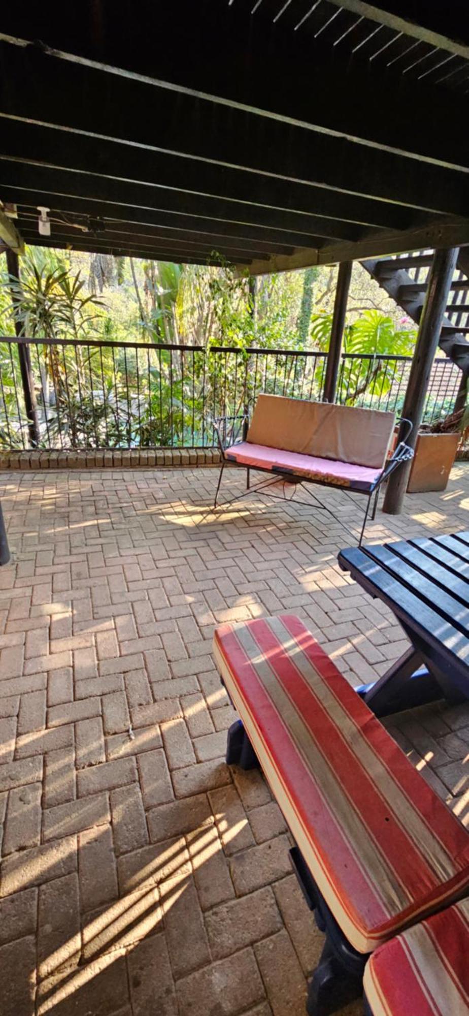 Old Vic Travellers Inn Nelspruit Mbombela Ngoại thất bức ảnh